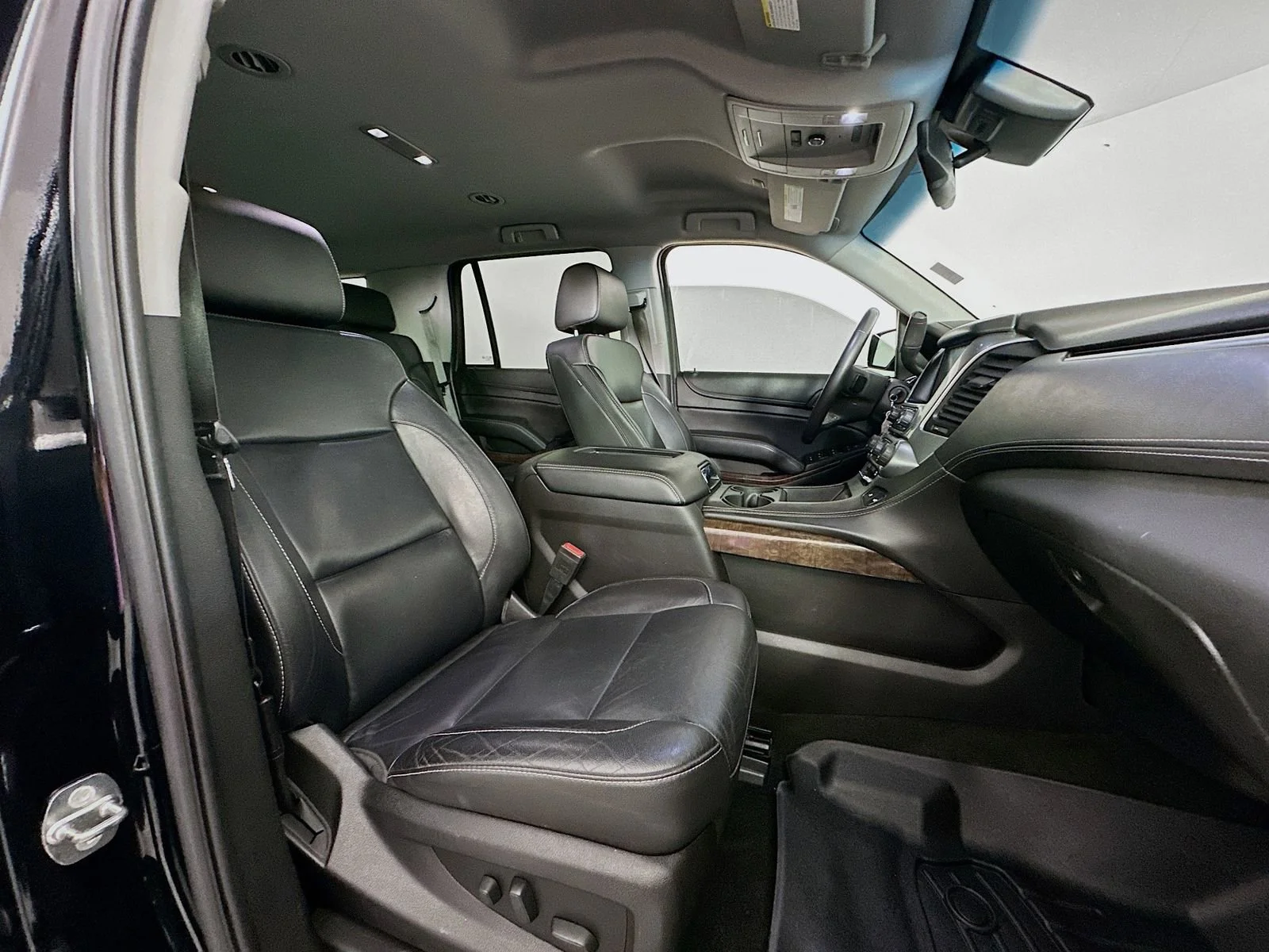 Used 2018 Black Chevrolet LT image 30