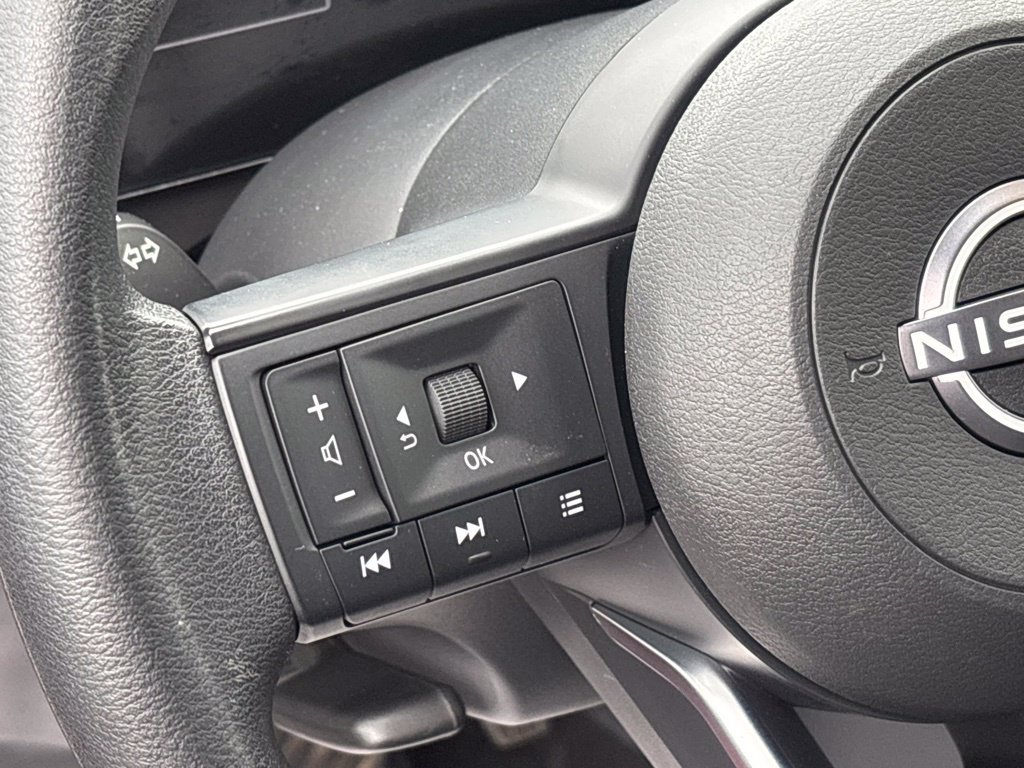 Used 2025 Red Nissan SV image 21