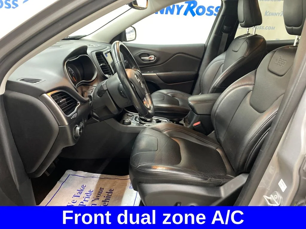 Used 2020 Silver Jeep Limited image 8