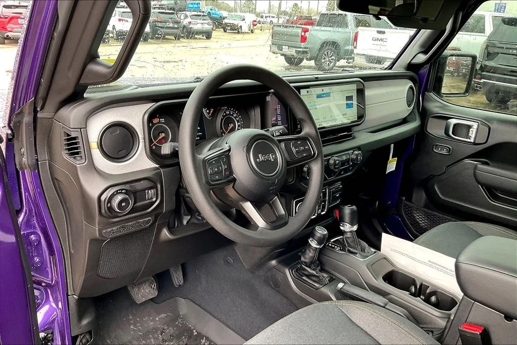 New 2026 Jeep Wrangler Sport 4D Sport Utility