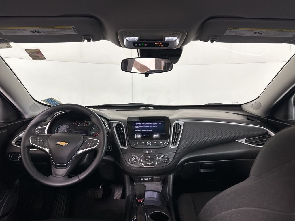 Used 2024 Gray Chevrolet RS image 17