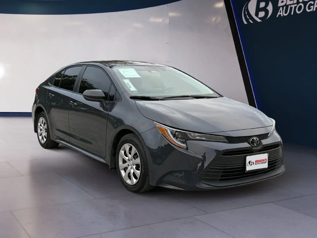 2026 Toyota Corolla LE - Photo 7