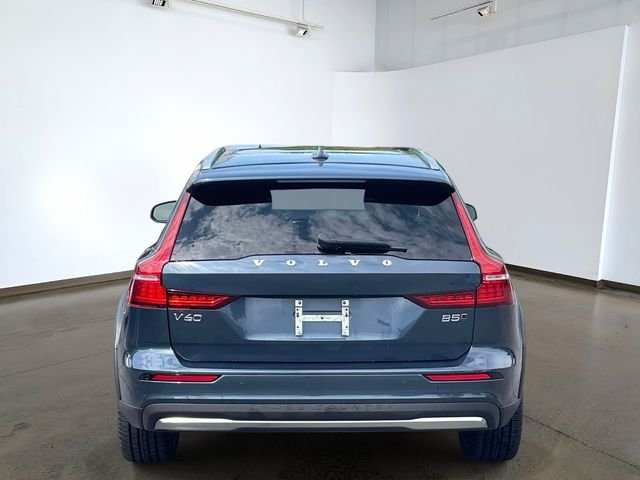 Certified Used 2024 Blue Volvo Ultimate image 5