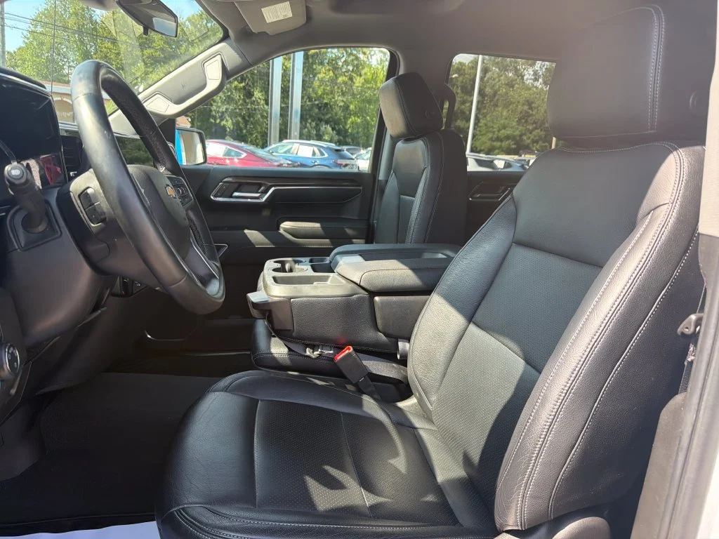 Certified Used 2024 Summit White Chevrolet LT (2FL) image 40