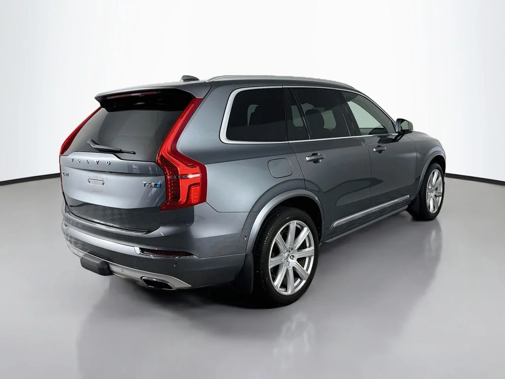Used 2017 Osmium Gray Metallic Volvo T6 Inscription image 9