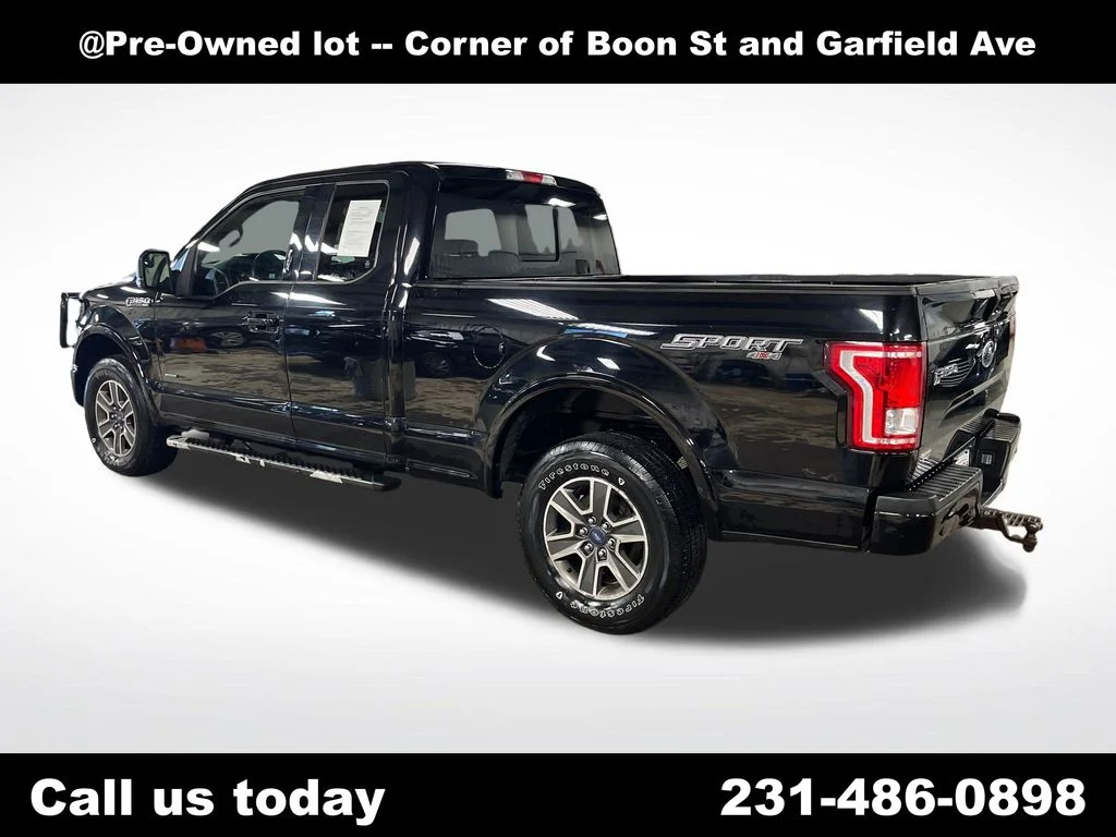 Used 2017 Black Ford XLT image 3