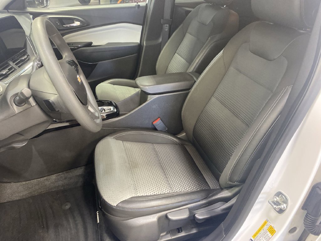 2025 Chevrolet Trax LT - Photo 26