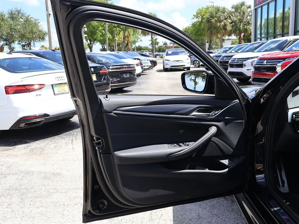 Used 2023 Black BMW 530i image 26