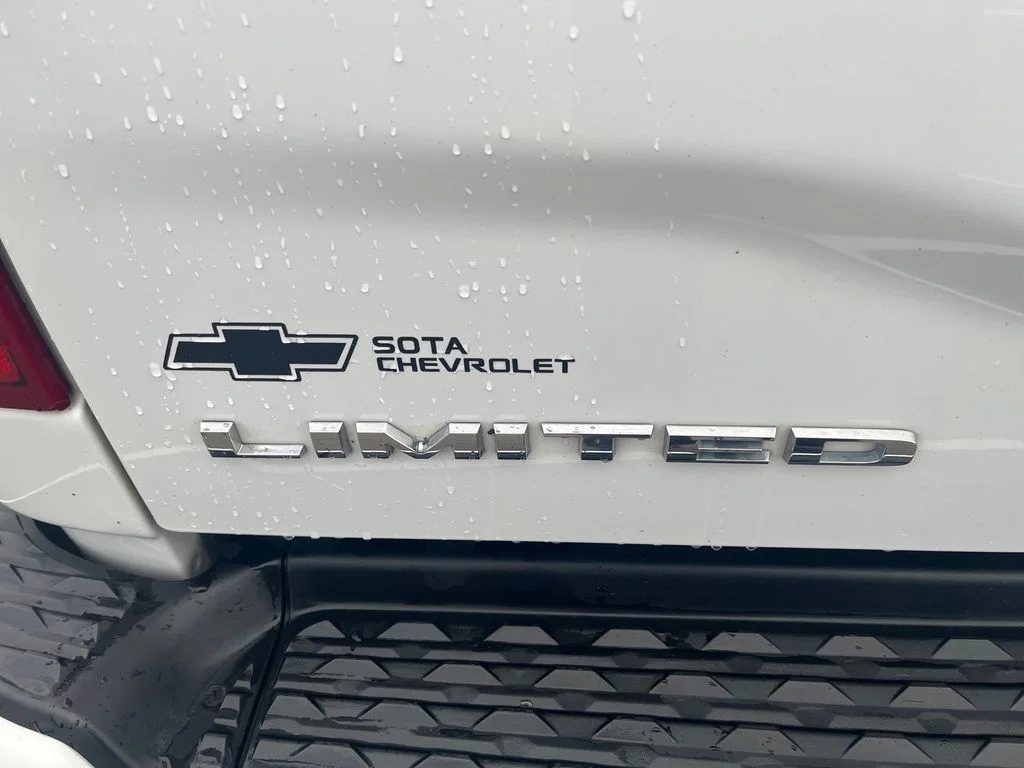 Used 2019 White Ram Limited image 39