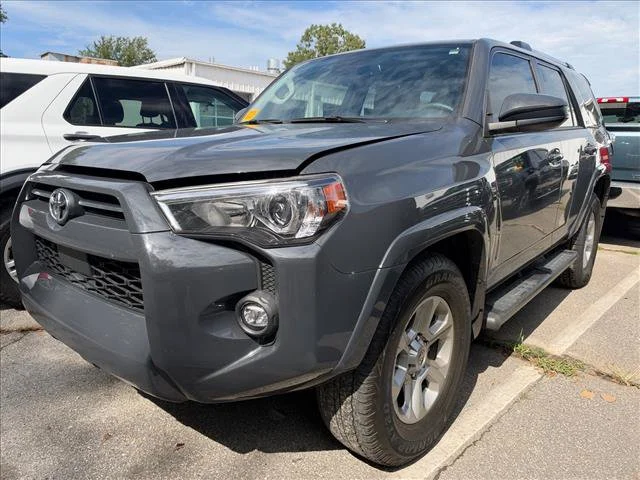 Used 2024  Toyota SR5 image 13