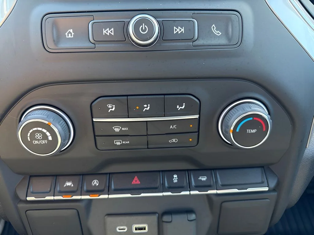 Used 2022 White Chevrolet WT image 14
