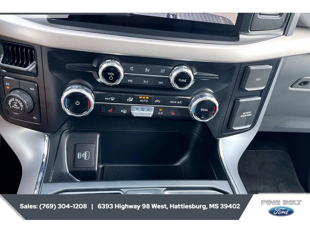 Used 2023 Oxford White Ford XLT image 24