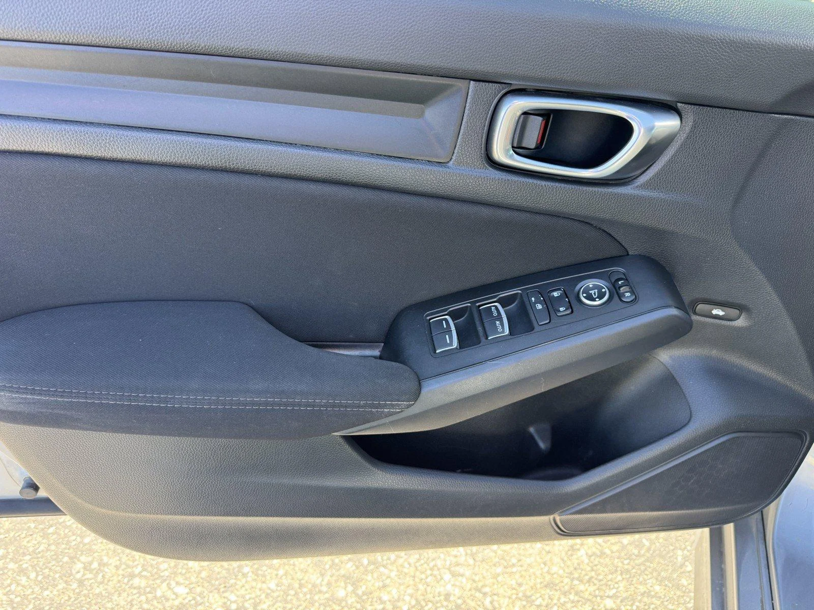 Used 2022  Honda Sport image 15