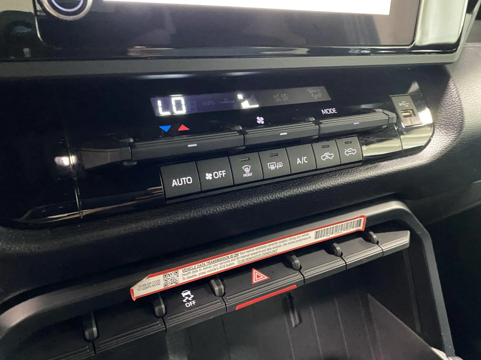 Used 2025 Midnight Black Metallic Toyota SR image 11