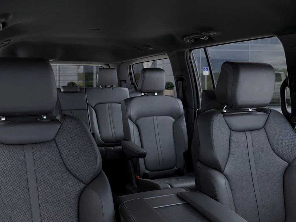 New 2026 Bright White Clear-Coat Exterior Paint Jeep Limited Altitude image 27