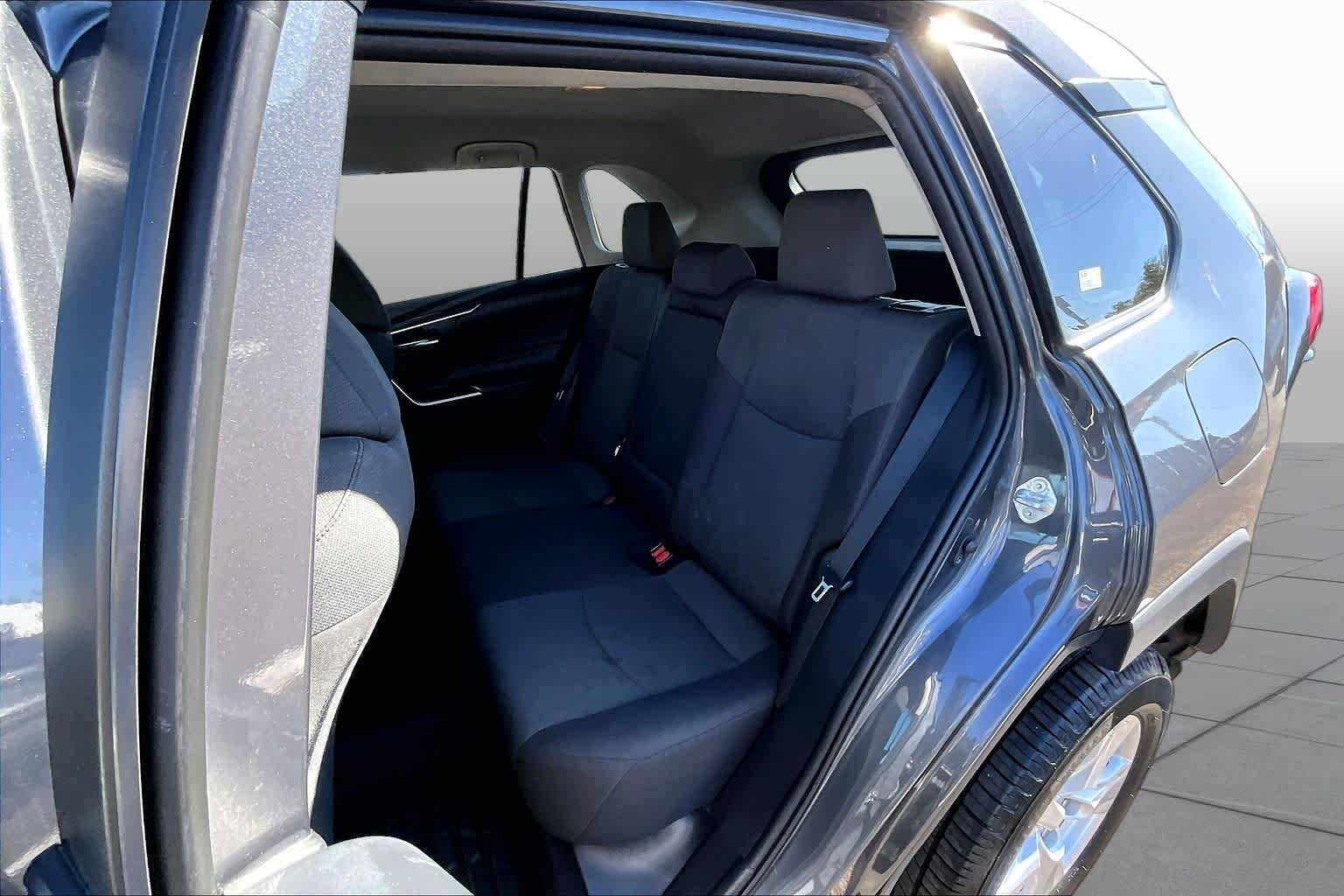 Used 2021 Magnetic Gray Metallic Toyota XLE image 20