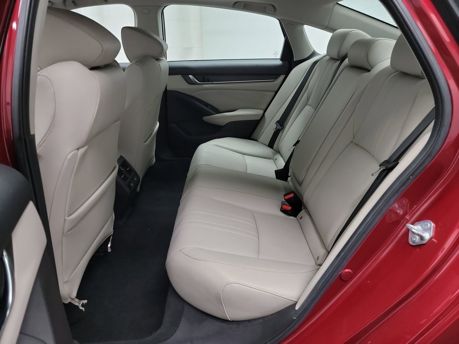 Used 2021 Radiant Red Metallic Honda EX-L image 27