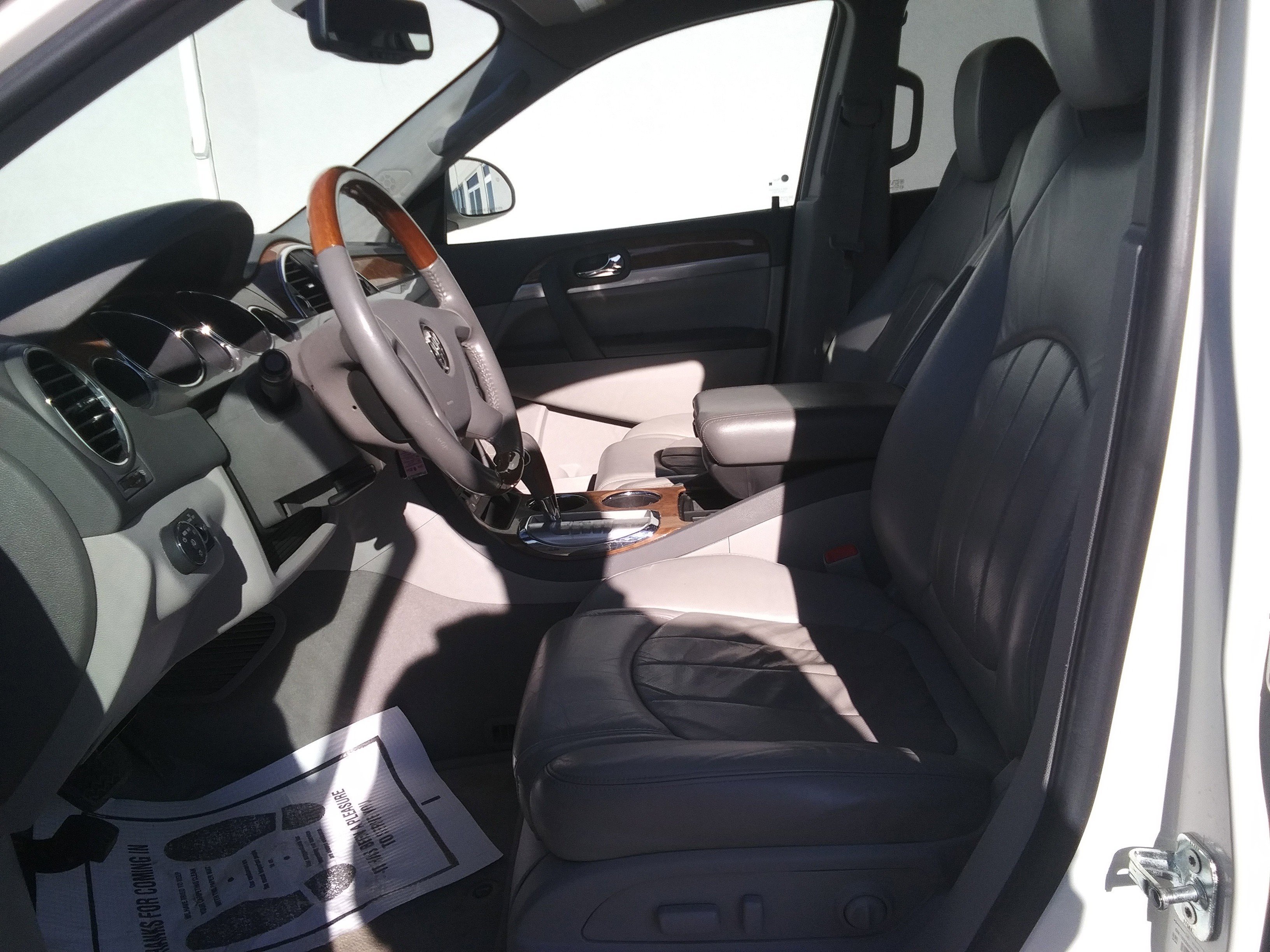 2009 Buick Enclave CXL photo 4