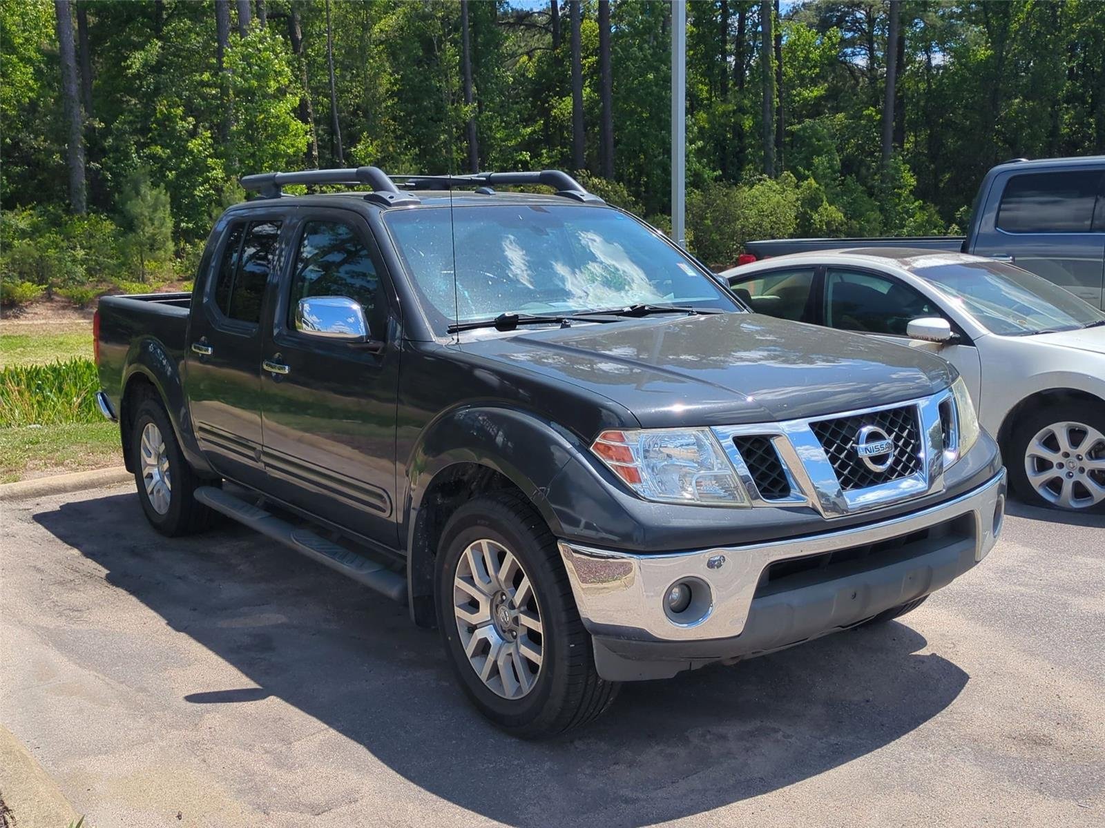 Used 2010 Night Armor Nissan LE image 3