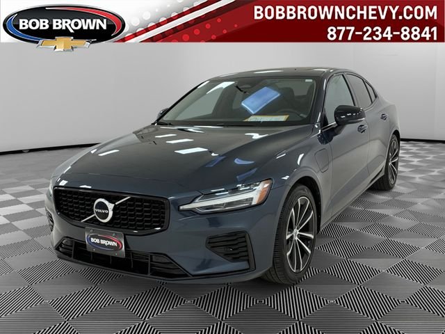 2023 Volvo S60 T8 Recharge Core Dark Theme AWD's photo