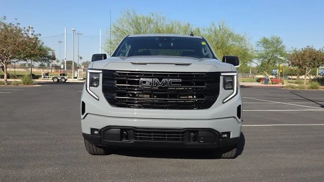 Used 2024 Gray GMC Elevation image 3