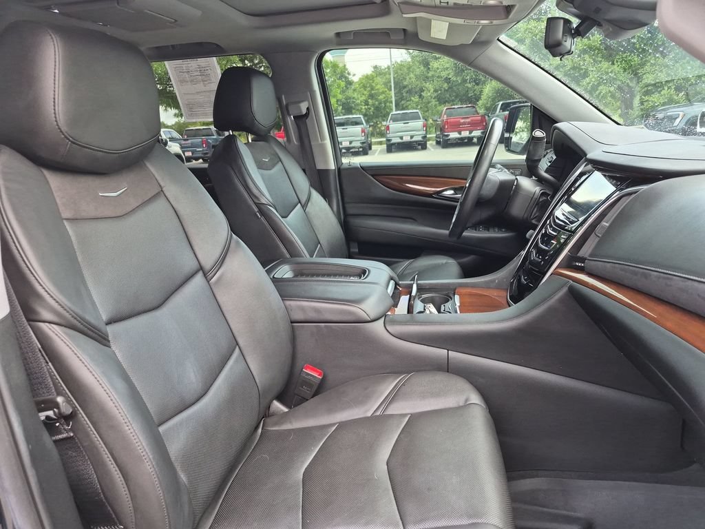 Used 2020 BLACK RAVEN Cadillac Premium Luxury image 41