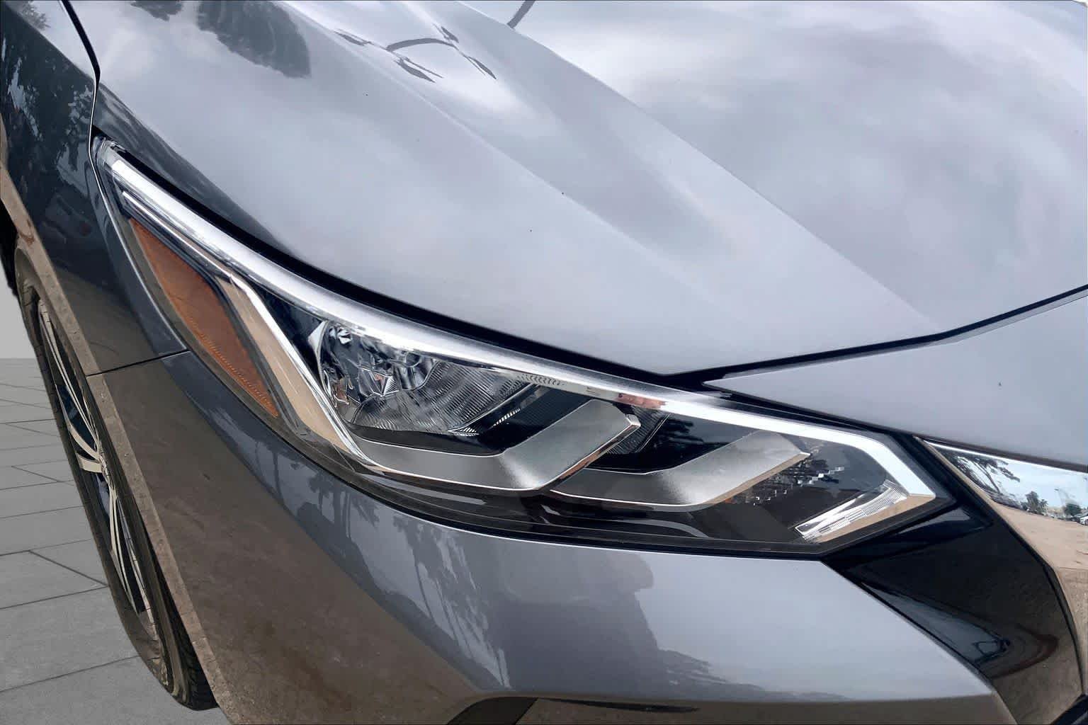 Used 2022 Gun Metallic Nissan SV image 27