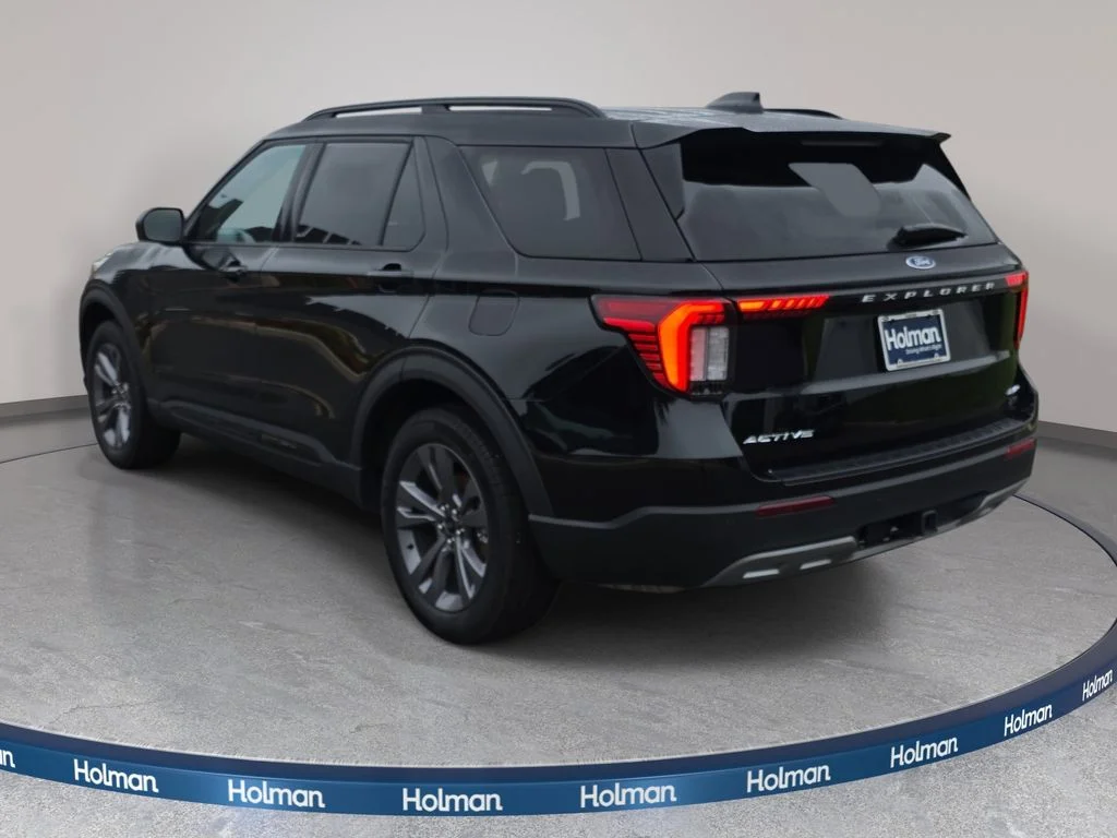 New 2026 Agate Black Metallic Ford Active image 7