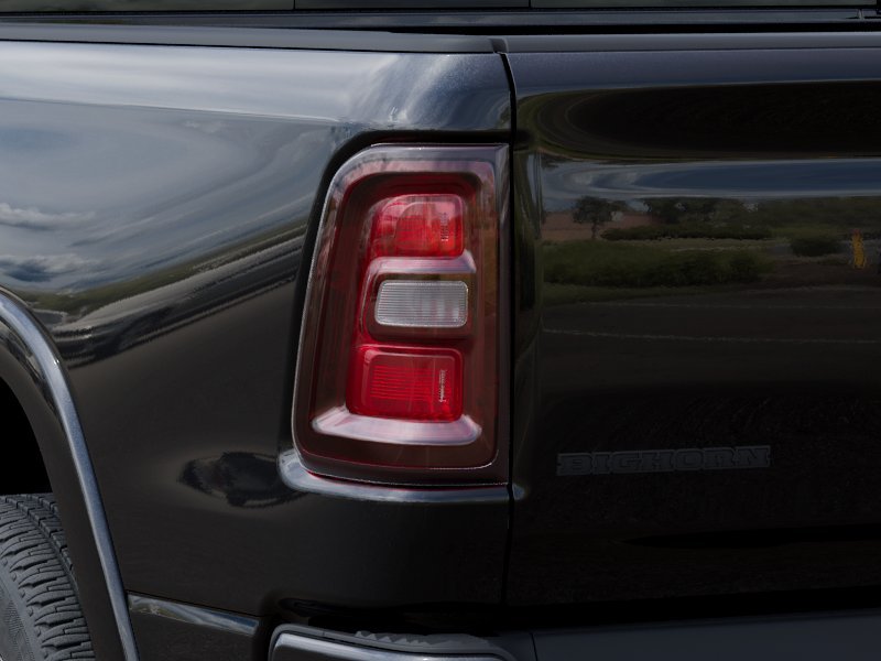 New 2026 Diamond Black Crystal Pearl-Coat Exterior Paint RAM Big Horn/Lone Star image 5