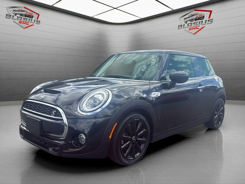 2021 MINI Hardtop Cooper S's photo