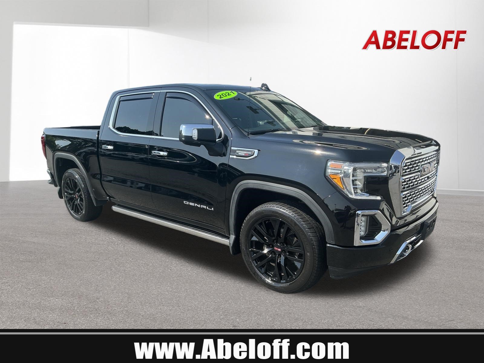 Used 2021 Onyx Black GMC Denali image 1