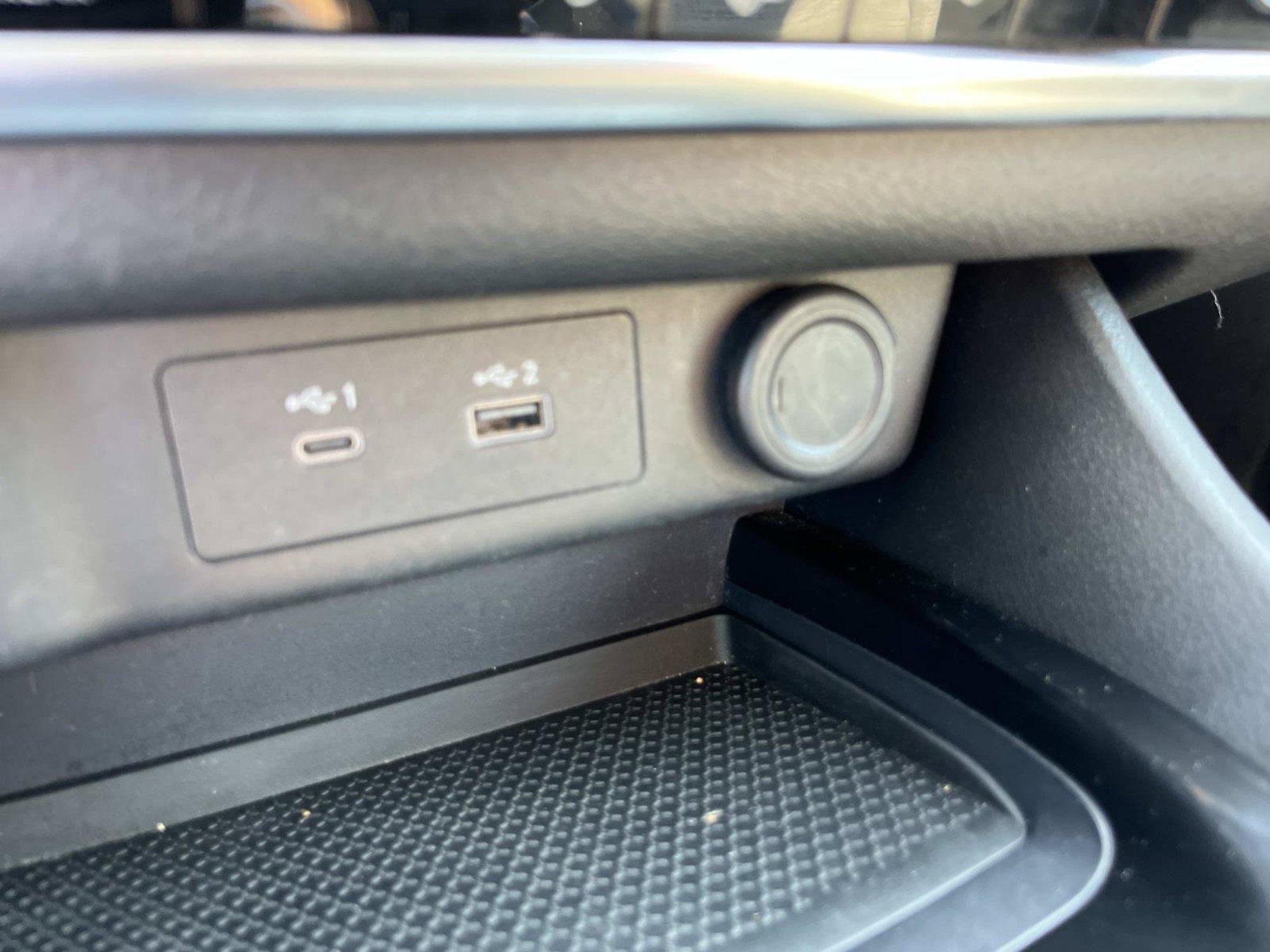 Used 2023 Gun Metallic Nissan SV image 27