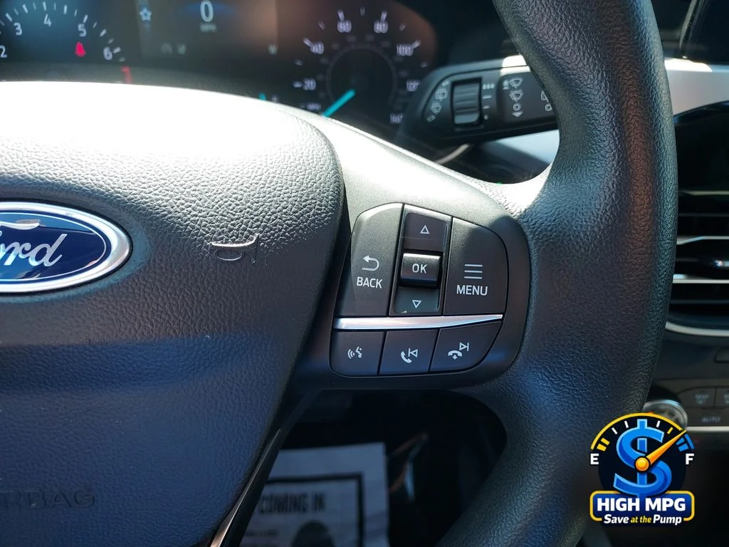 Used 2020 Black Ford SE image 12