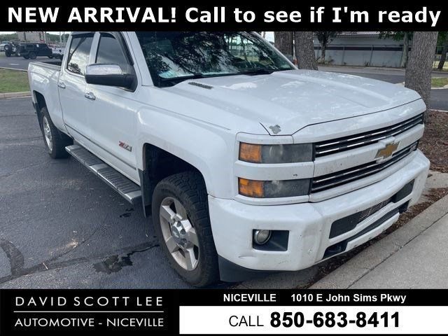 2016 Chevrolet Silverado HD LTZ 4WD Crew Cab Standard Box's photo