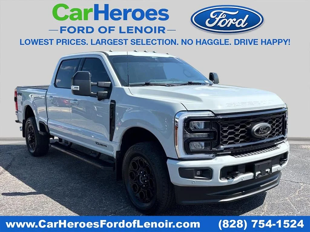 Used 2025 White Ford Lariat image 1