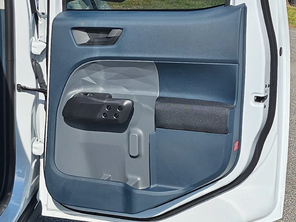 New 2026 Oxford White Ford XL image 32