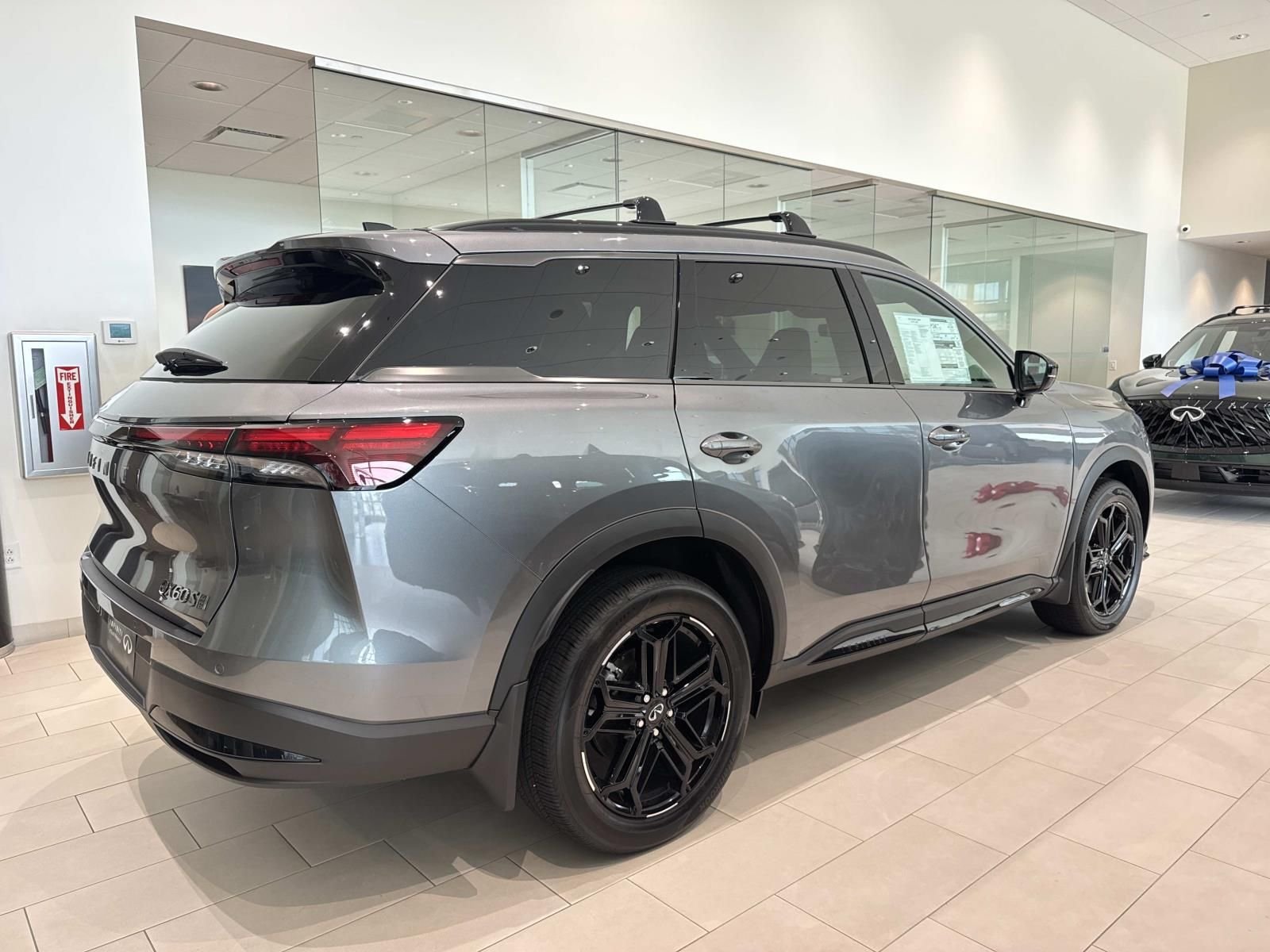 New 2027 GRAPHITE SHADOW INFINITI Sport AWD image 4