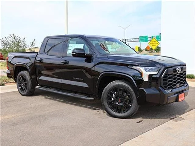 New 2024 Midnight Black Metallic Toyota SR5 (A10) 4x2 CrewMax 5.5 ft. box 145.7 in. WB image 1