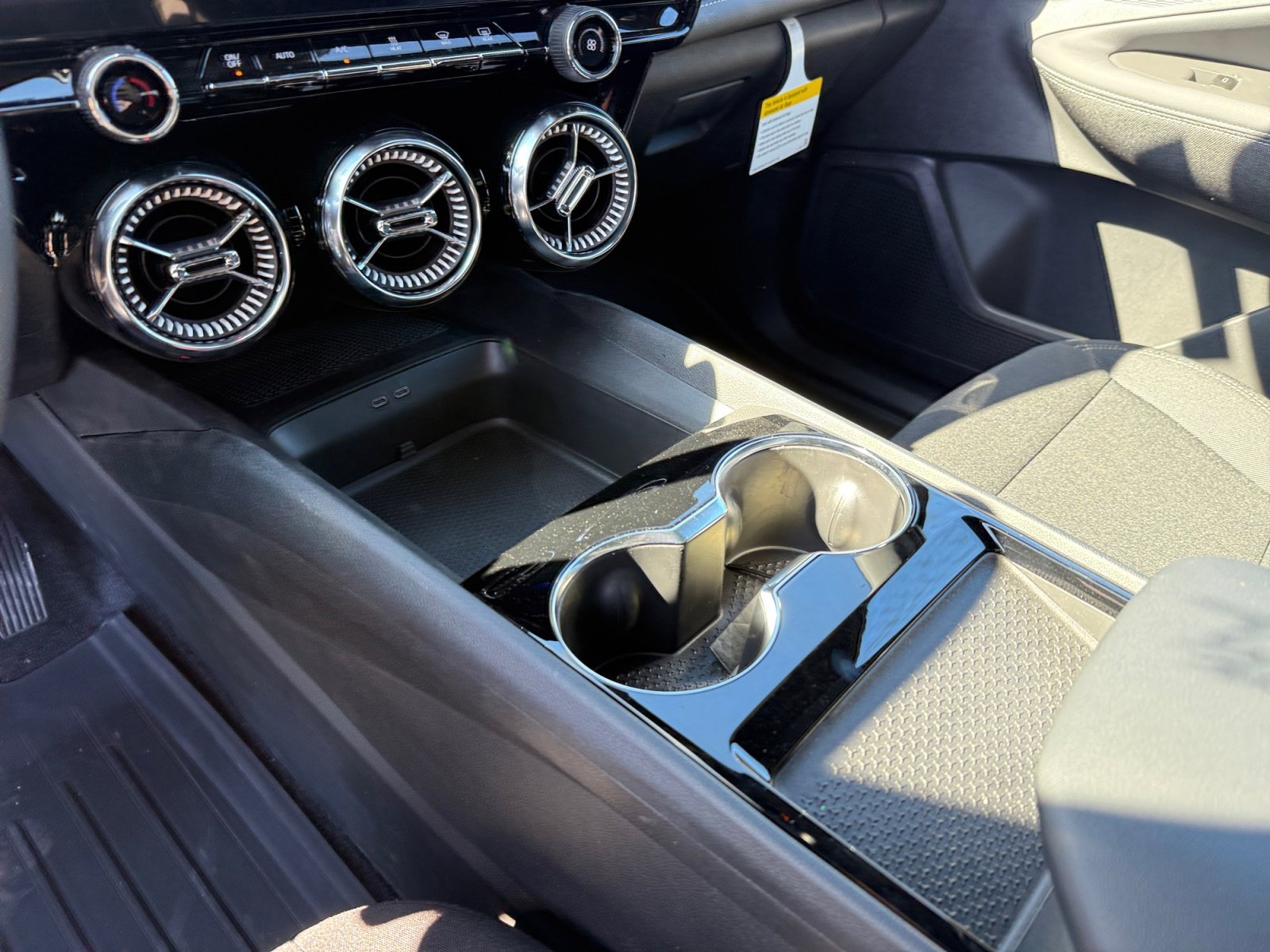 2026 Chevrolet Blazer EV LT - Photo 13