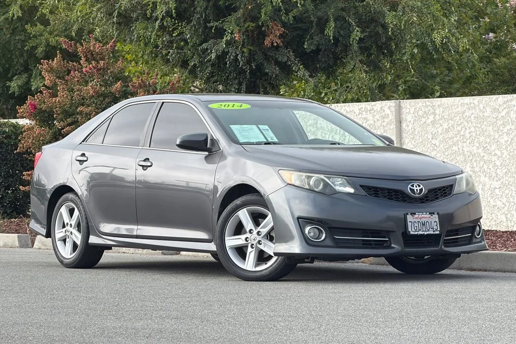 Used 2014 Toyota Camry SE with VIN 4T1BF1FKXEU804520 for sale in Morgan Hill, CA