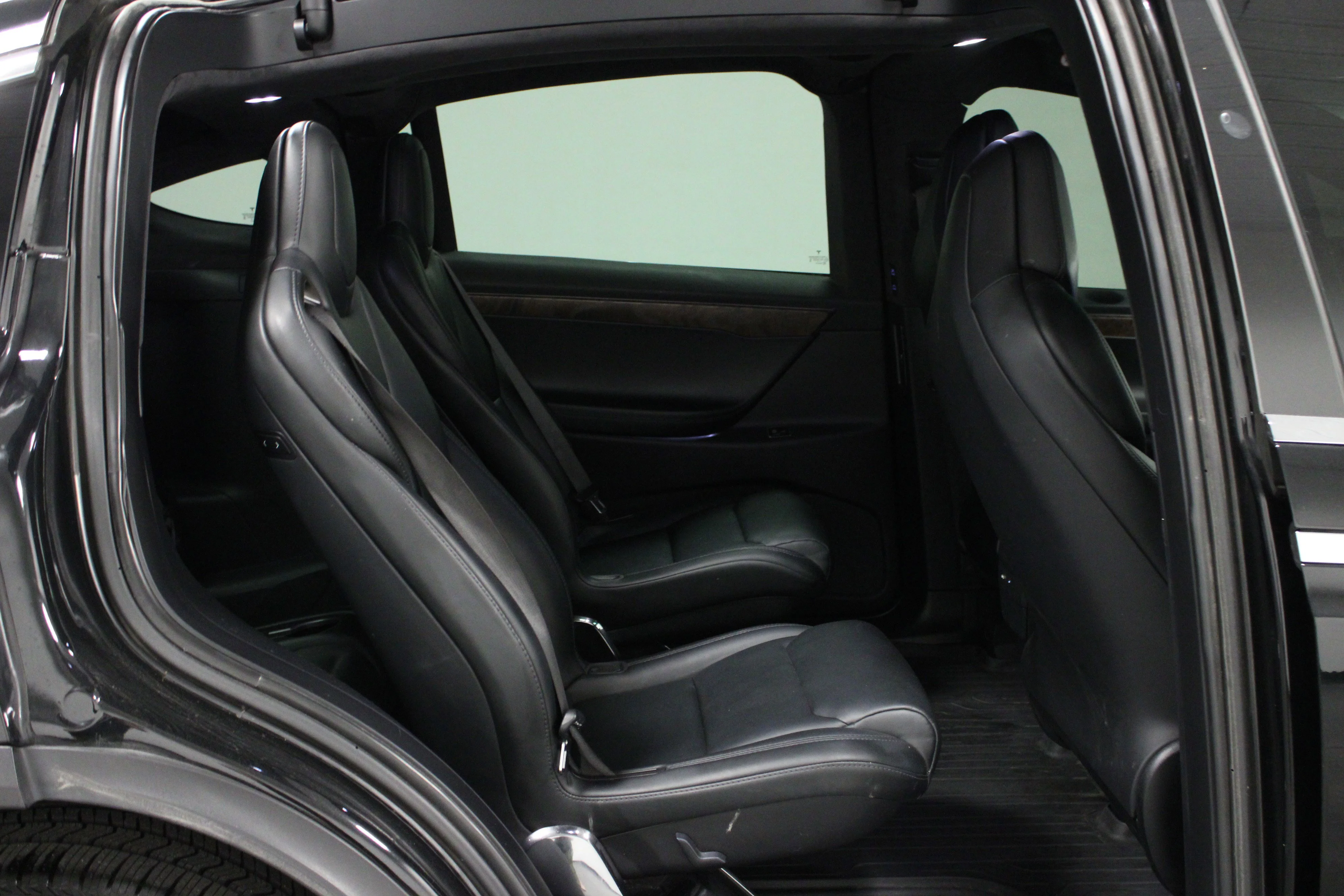 Used 2019 Black Tesla Performance image 19