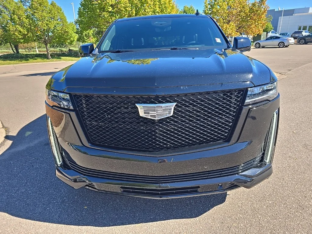 Used 2024 Black Raven Cadillac Sport Platinum image 8