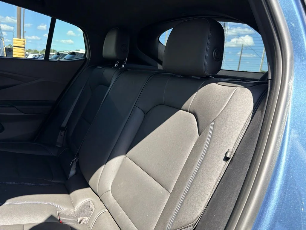 Used 2025 Blue Buick Sport Touring image 15