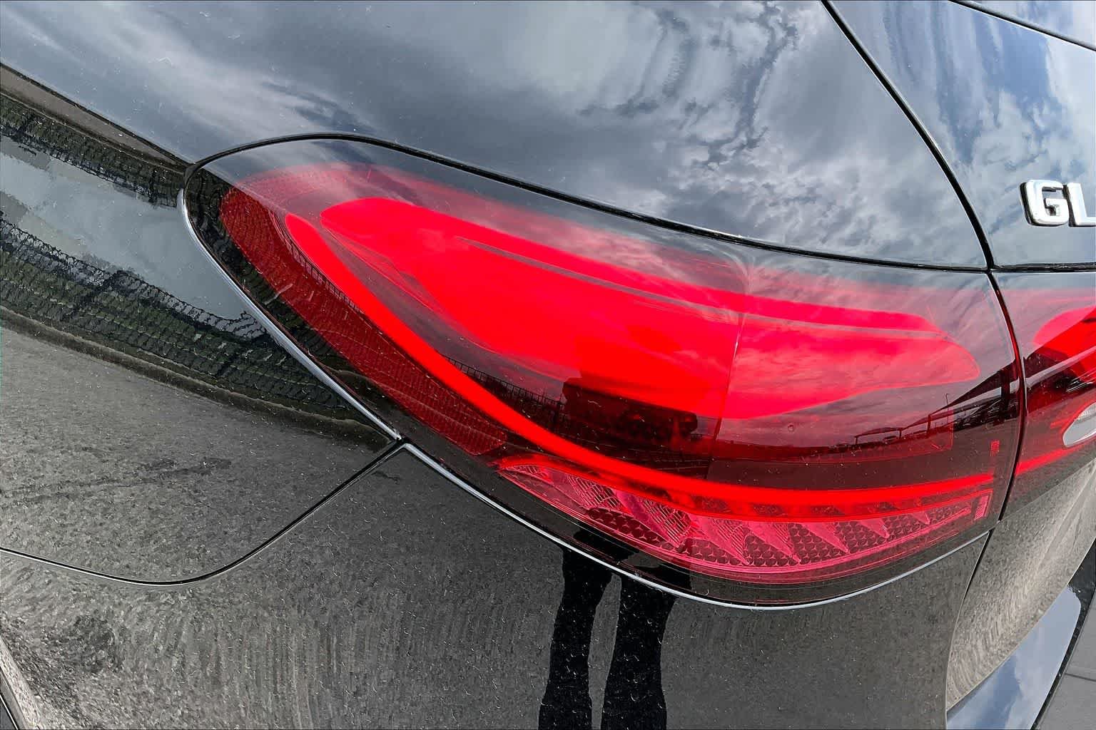 Certified Pre-Owned 2026 Mercedes-Benz GLC 300