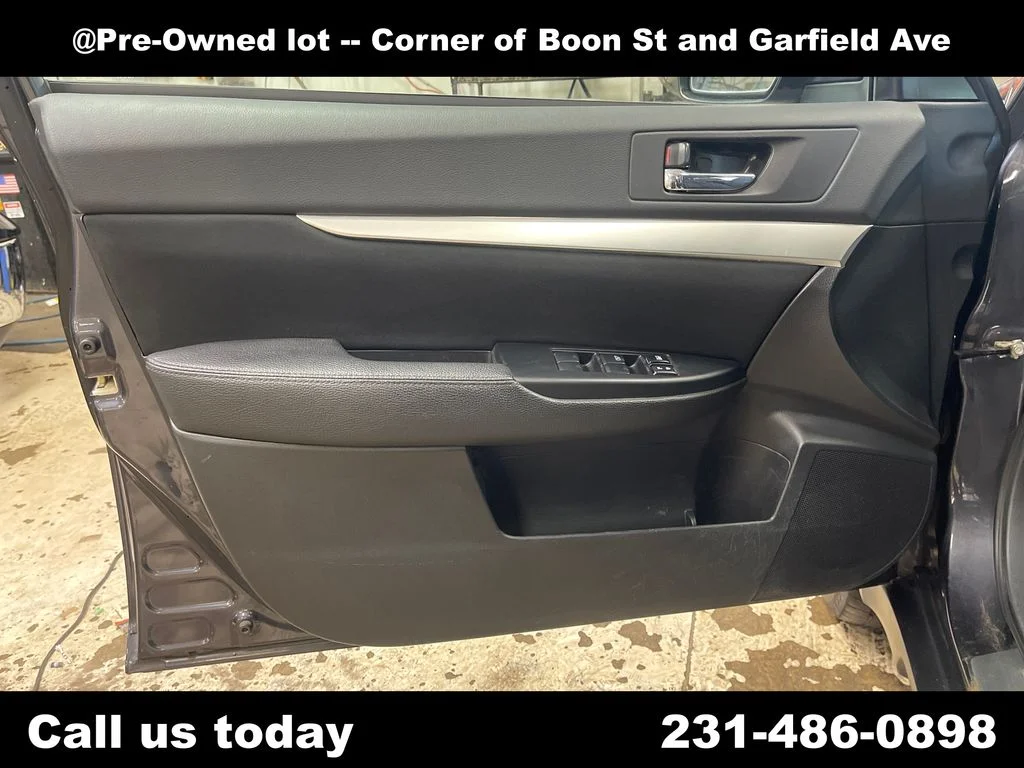 Used 2011 Gray Subaru 2.5i Premium image 15