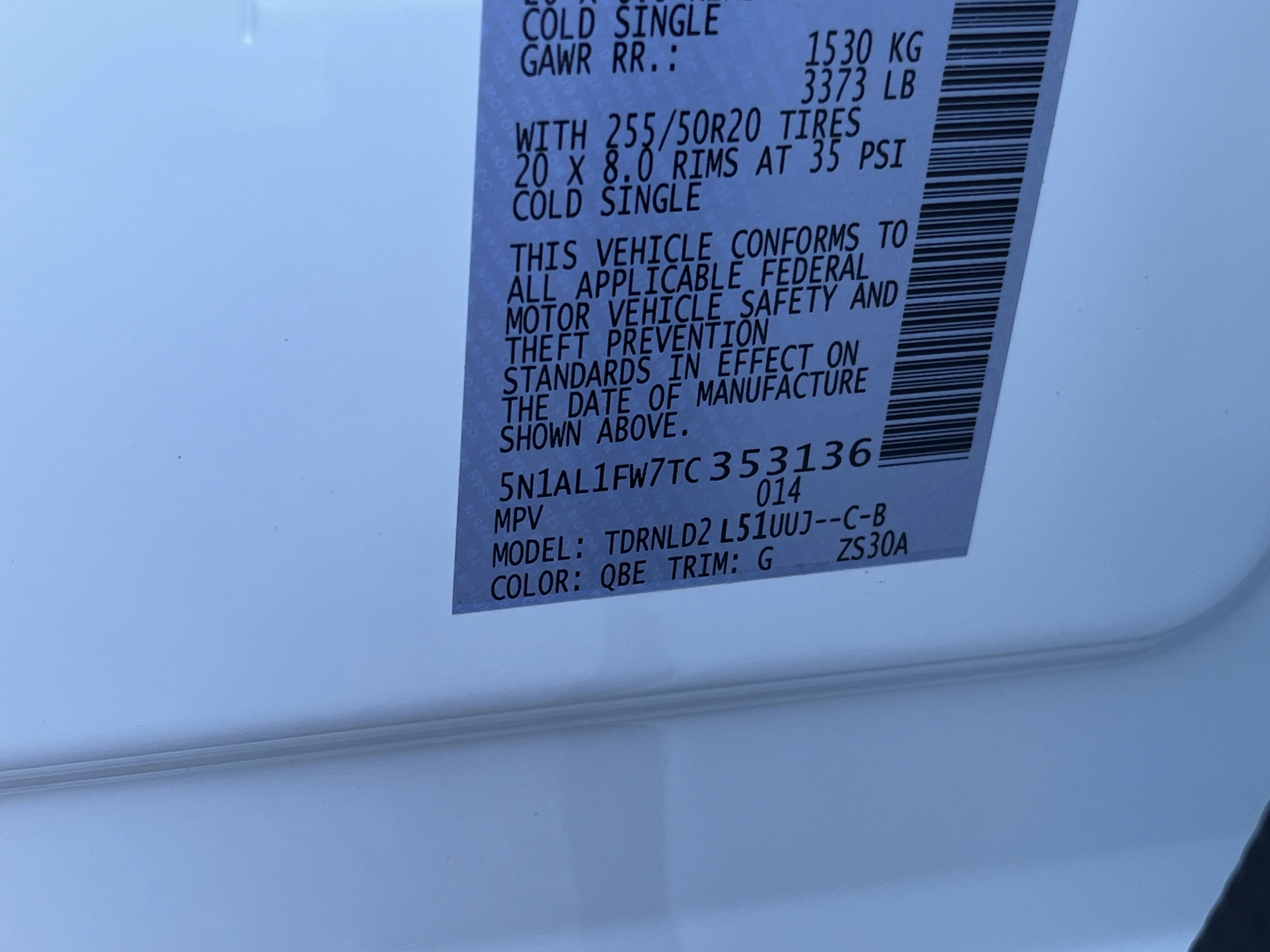 New 2026 Radiant White INFINITI SPORT image 29