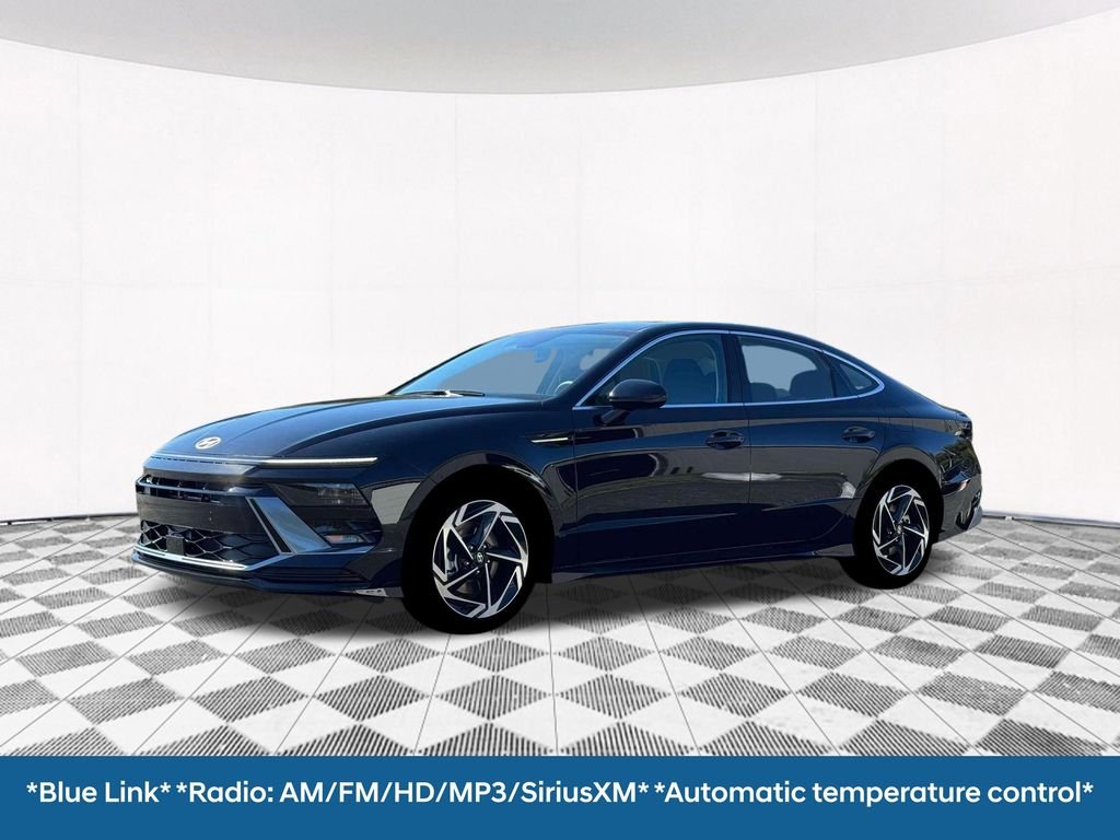 New 2026 Black Hyundai SEL Sport image 2