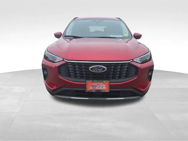 New 2026 Rapid Red Metallic Tinted Clearcoat Ford Plug-in Hybrid image 31