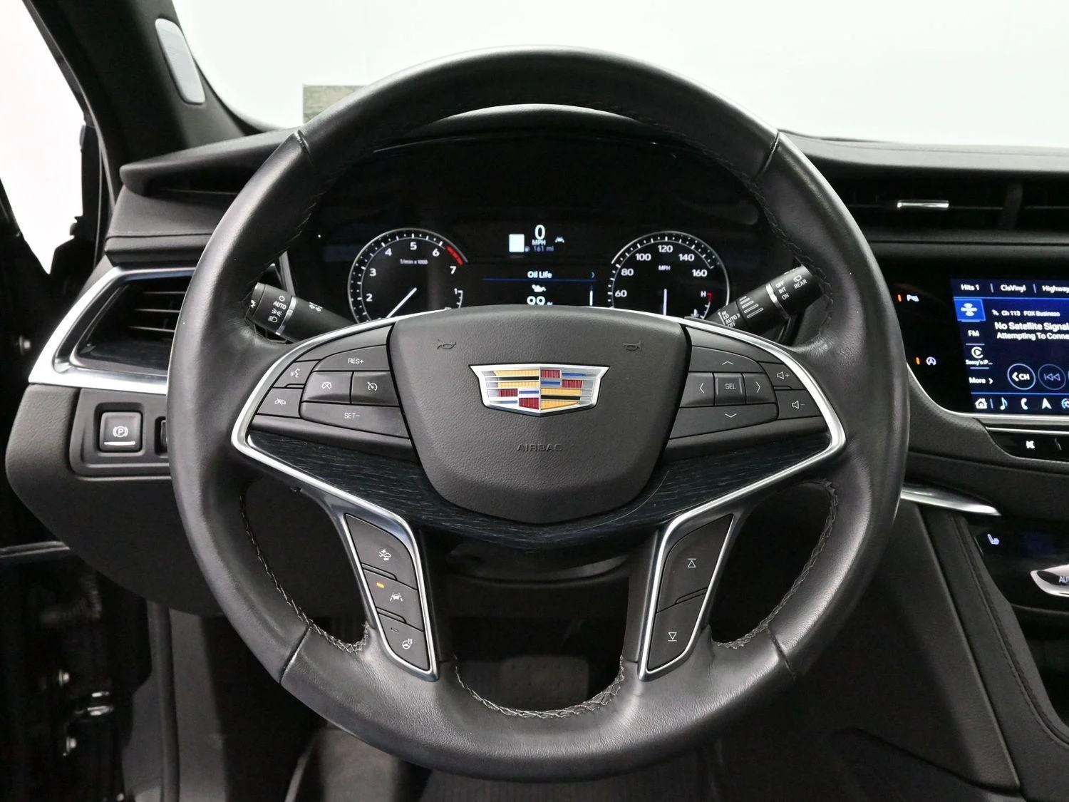 Used 2025 Stellar Black Metallic Cadillac Premium Luxury image 15
