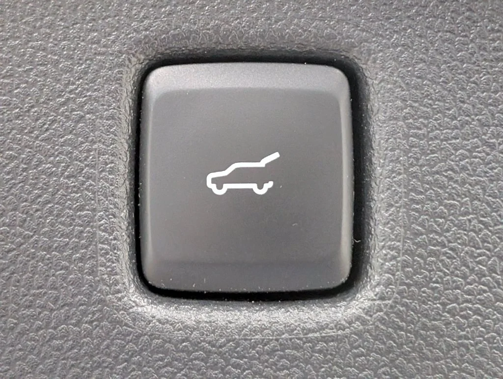 Certified Used 2025 Vapor Blue Metallic Ford ST-Line Select image 21